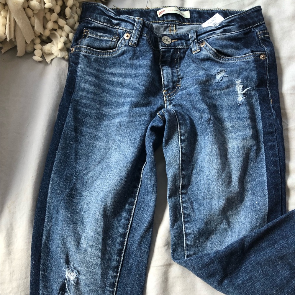 Girls Levi’s skinny jeans
